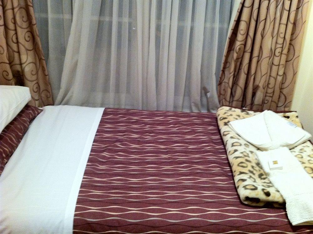 Lih Hotel London Bagian luar foto