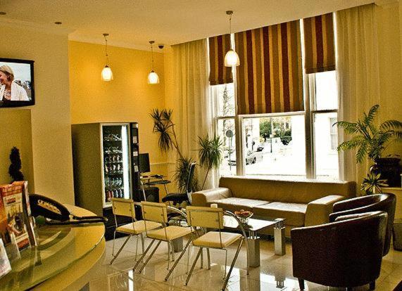 Lih Hotel London Bagian luar foto